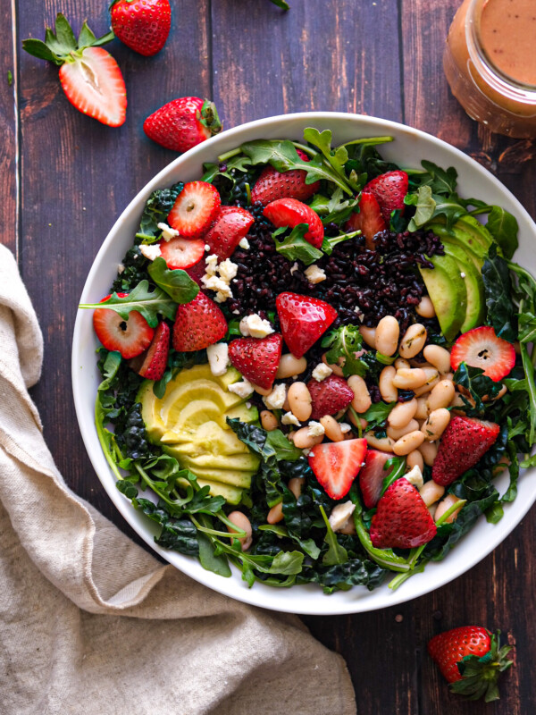 Roasted strawberry salad