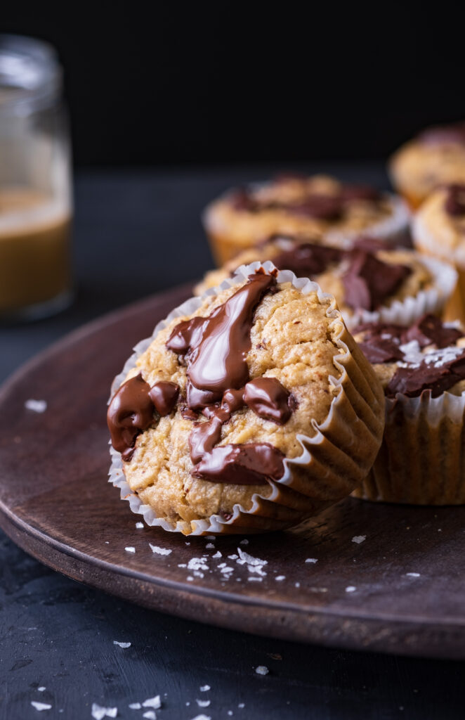 Chocolate tahini oat cups 