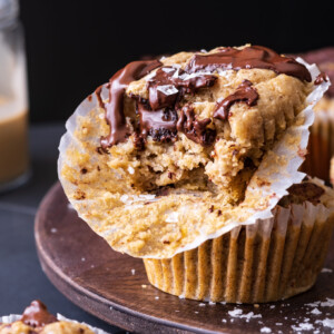 chocolate tahini oat cups (vegan, gluten free)