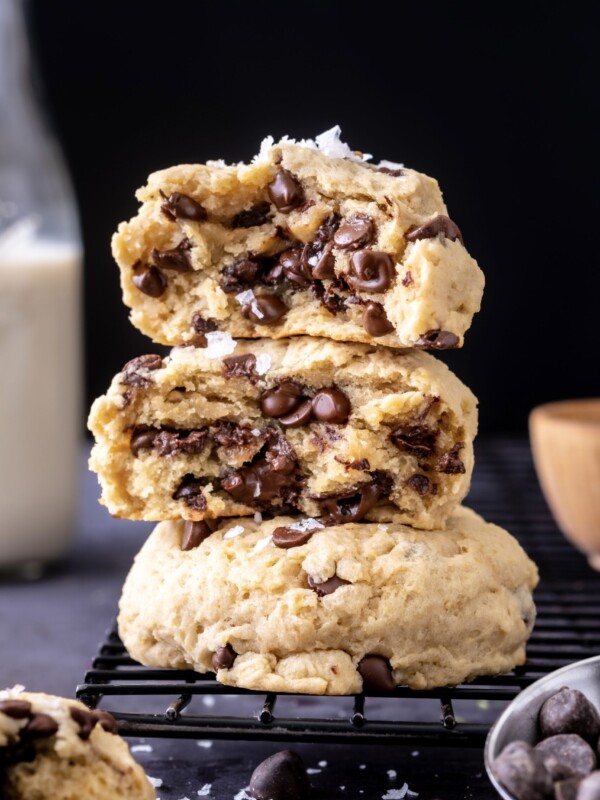 vegan chickpea chocolate chip cookies