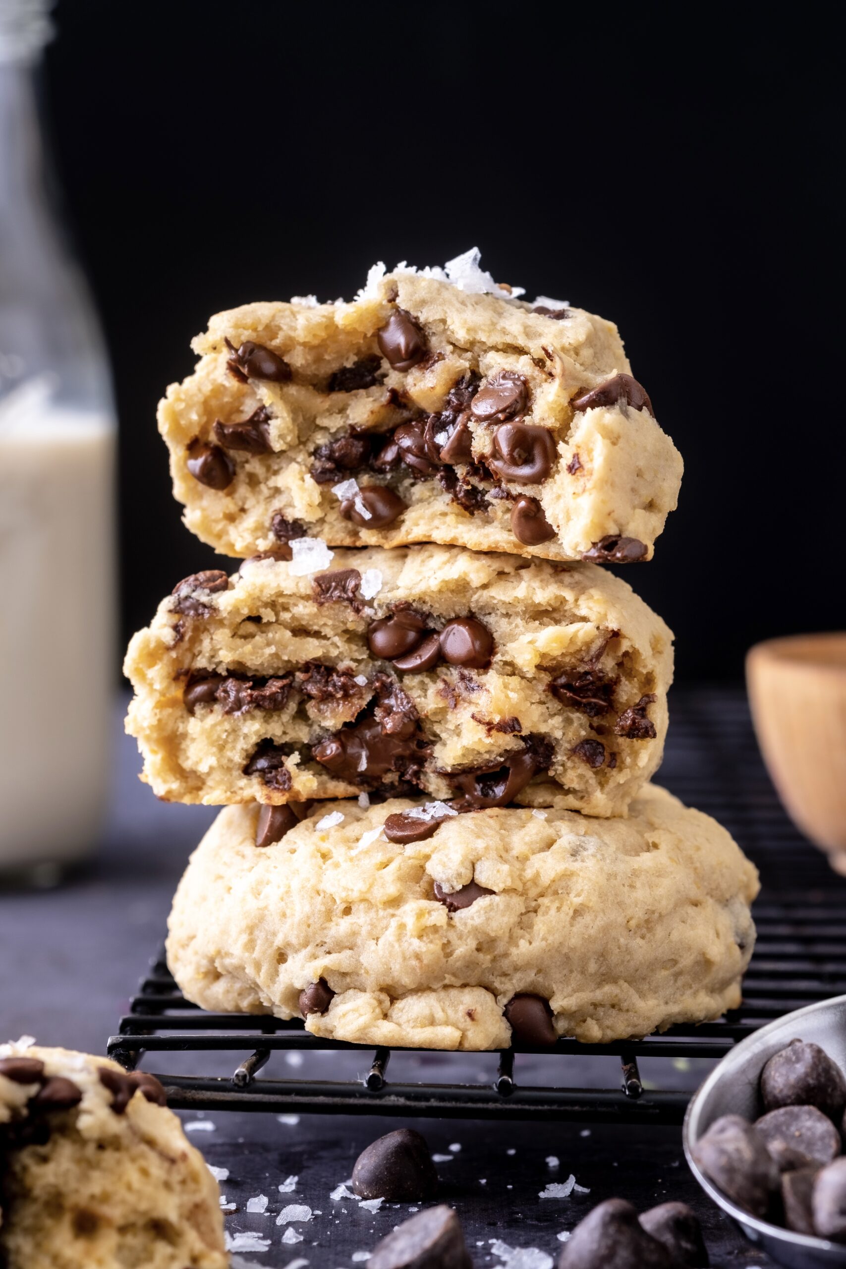 vegan chickpea chocolate chip cookies