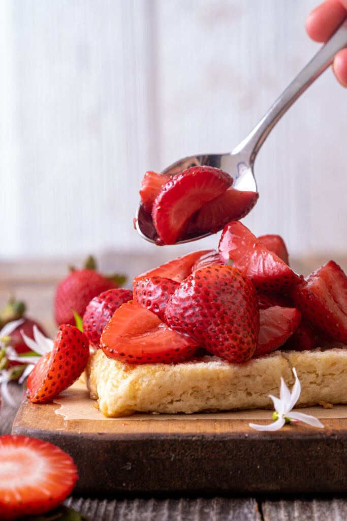 vanilla roasted strawberry shortcake