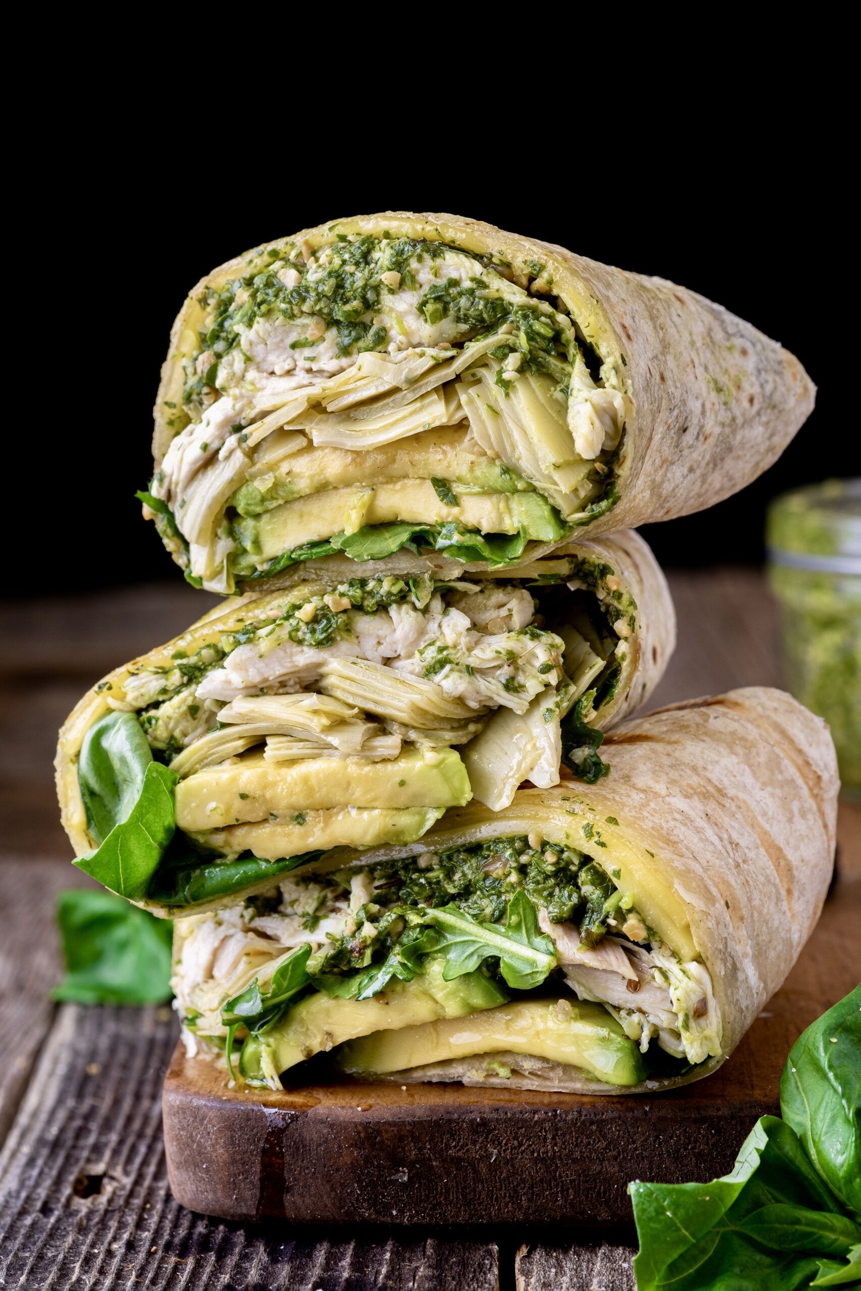 grilled chicken pesto wraps