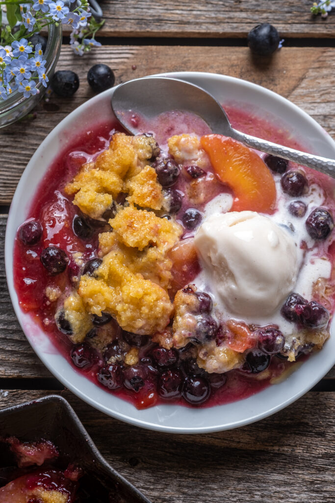 Blueberry Peach Cornbread Crumble